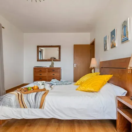 Apartment Tornos *